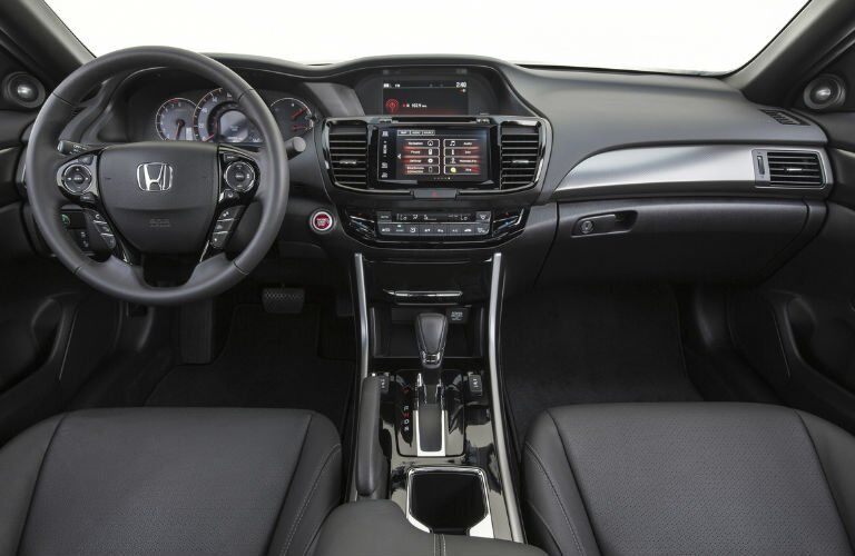 2017 Honda Accord Coupe Command Center