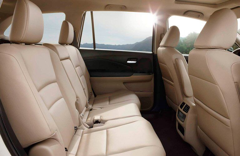 2017 Honda Pilot second row seats