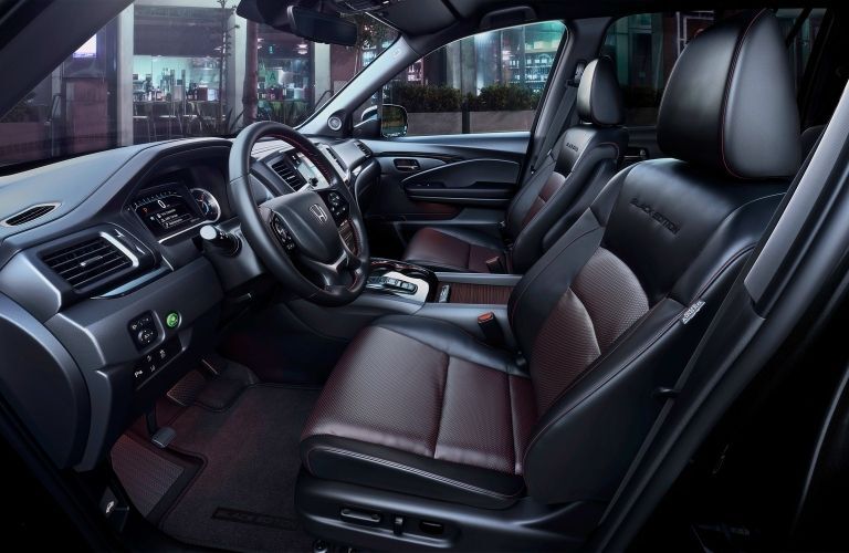 2022 Honda Pilot Black Edition Front Interior