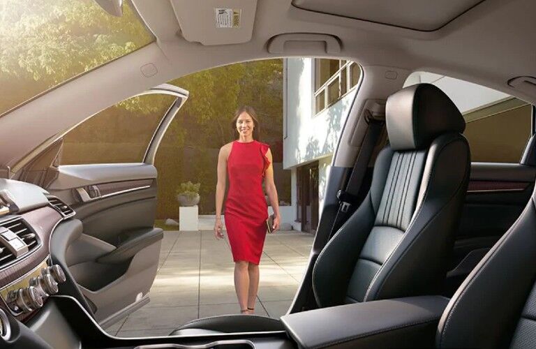 A photo of the front seats in the 2021 Honda Accord.