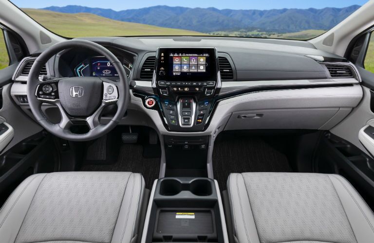 A photo of the dashboard in the 2021 Honda Odyssey.