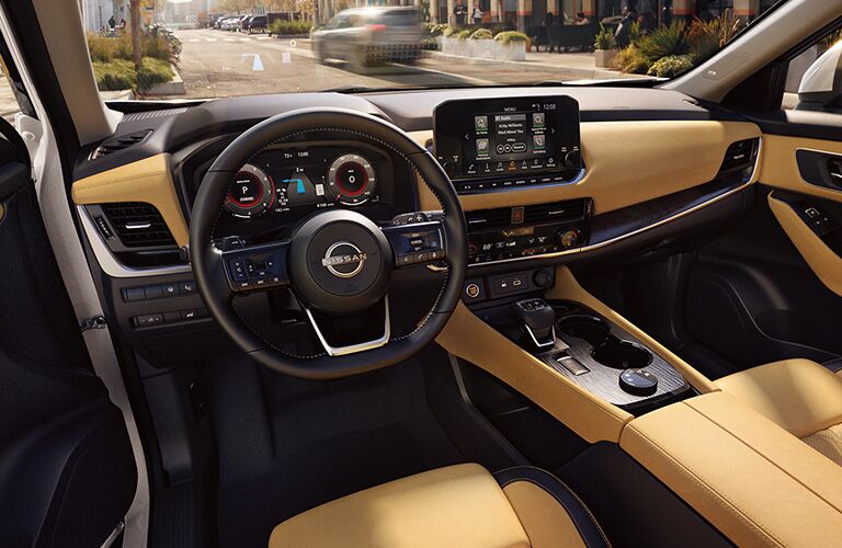 Steering wheel and dashboard of the 2023 Nissan Rogue