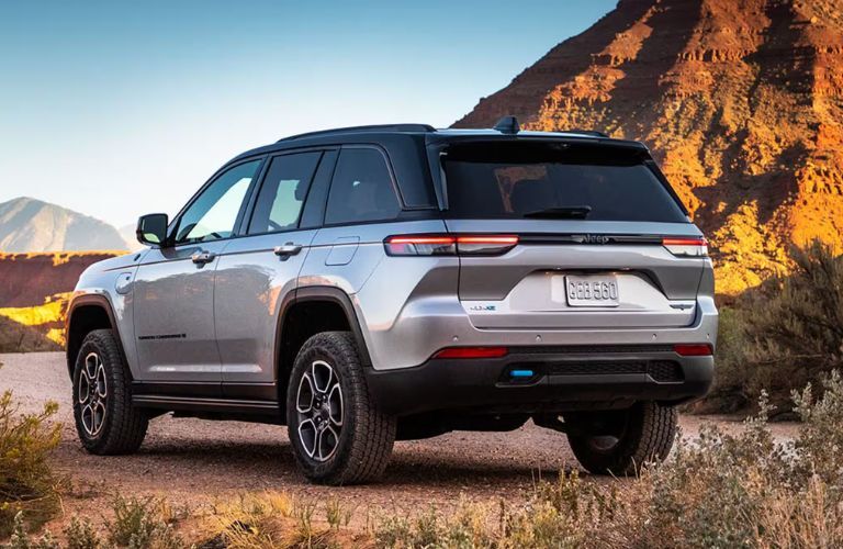 2025 Jeep Grand Cherokee L exterior rear view