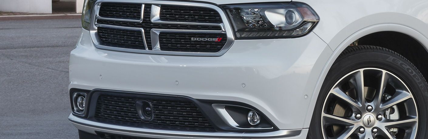 A photo of the grille on the 2019 Dodge Durango.