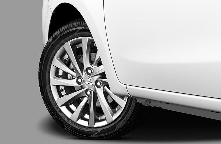 2017 Mitsubishi Mirage G4 wheel