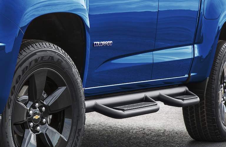 2018 Chevy Colorado wheel and side sills