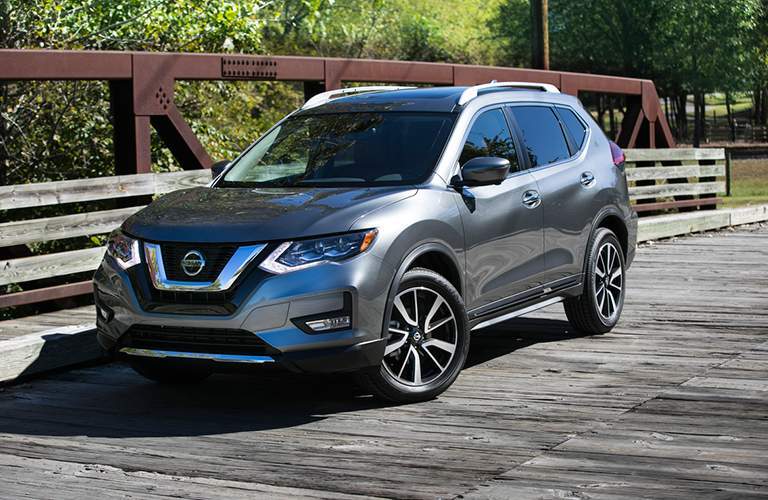 2018 Nissan Rogue Front View of Gray Exterior