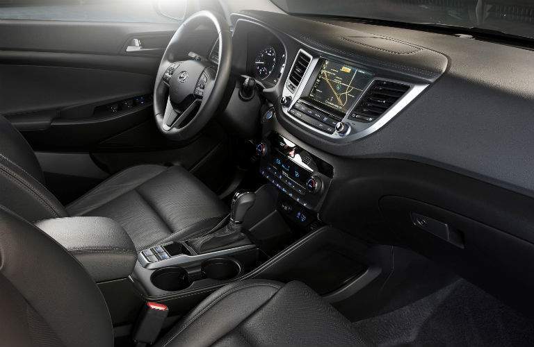 2018 Hyundai Tucson front interior