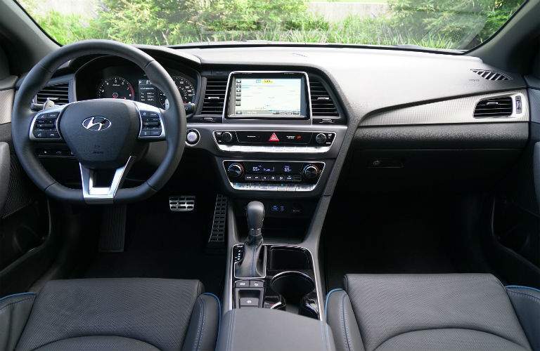 2018 Hyundai Sonata front ineterior