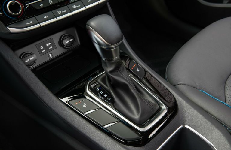 2018 Hyundai Ioniq Hybrid transmission shifter