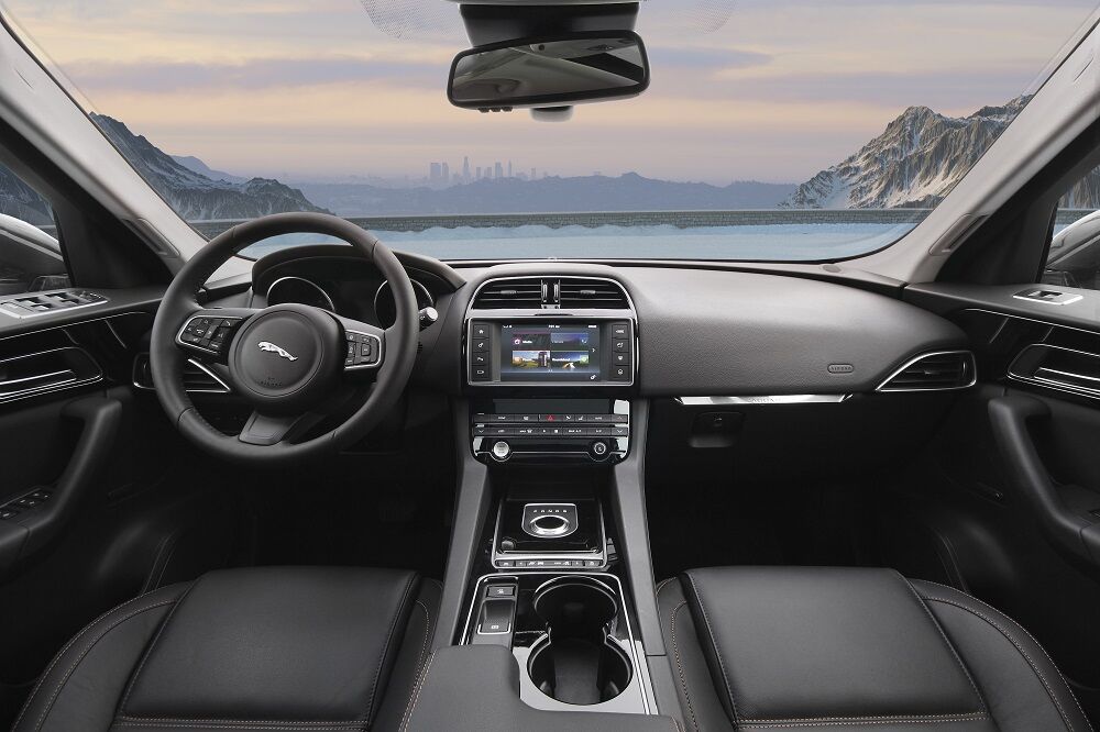 Jaguar F Pace Vs Porsche Macan Ventura Ca Jaguar Ventura