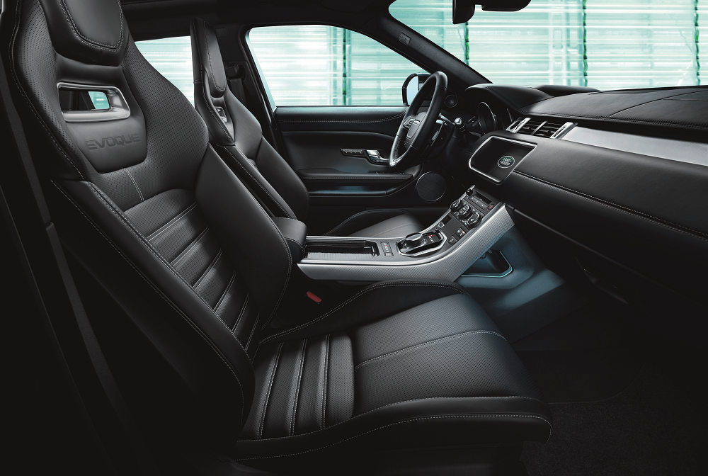 Range Rover Evoque Interior Trim Parts : In This Video We Look At How To Remove The Rear Boot Tailgate Trim Strip On Our 2011 Range Rover Evoque.