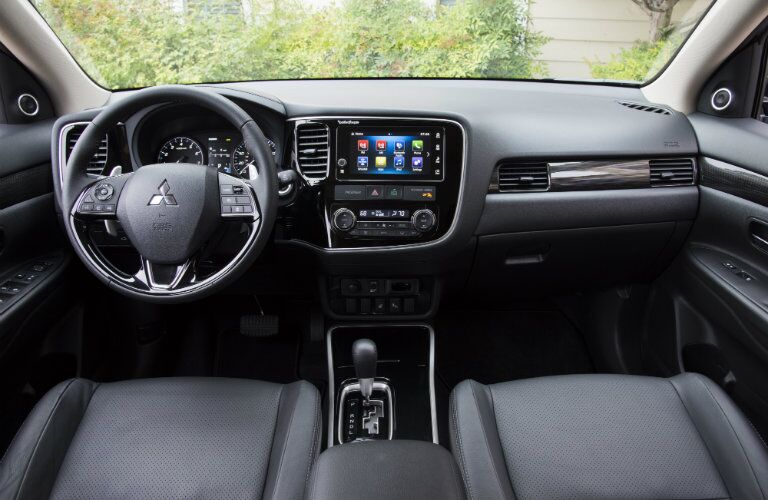 El panel frontal del 2017 Mitsubishi Outlander