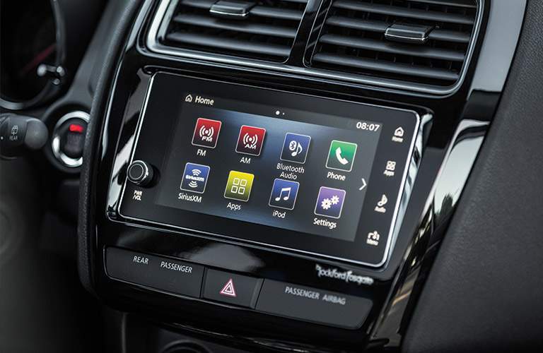 El sistema de información y entretenimiento del 2018 Mitsubishi Outlander Sport