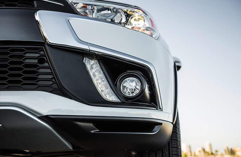 Los faros de niebla del 2018 Mitsubishi Outlander Sport