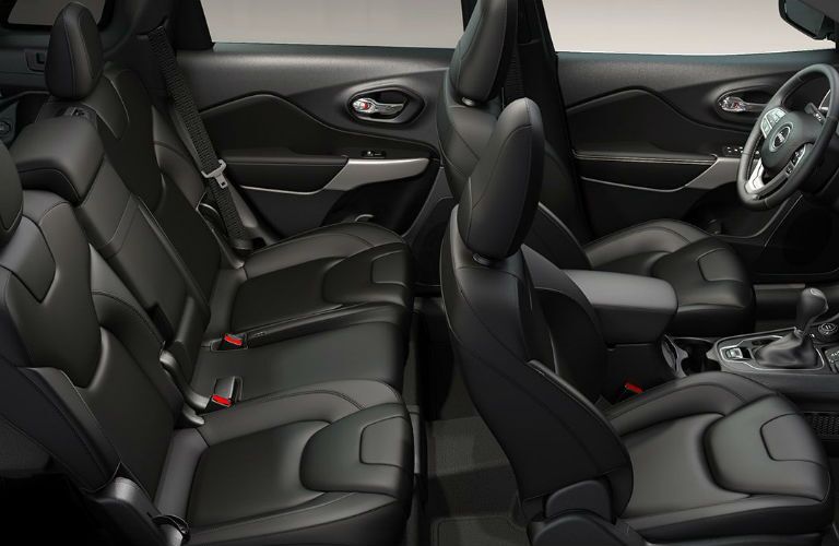 Interior view of 2019 Jeep Cherokee seating
