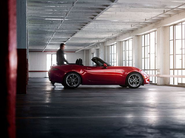 2018 Mazda MX-5 Miata Exterior 2018 Mazda MX-5 Miata Exterior