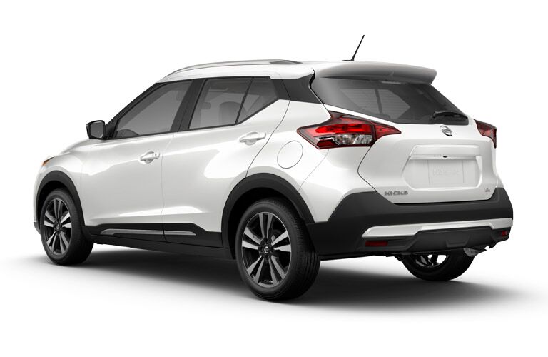 side and rear of the 2018 Nissan Kicks SR on a white background