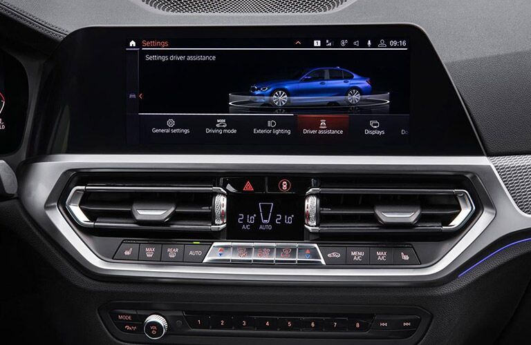 2019 BMW 3 Series touchscreen settings display