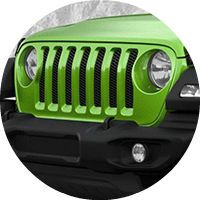 2019 Jeep Wrangler grille and headlights