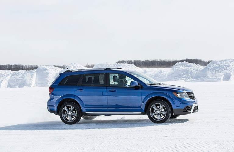 2017 dodge journey 67.6 cubic feet cargo storage