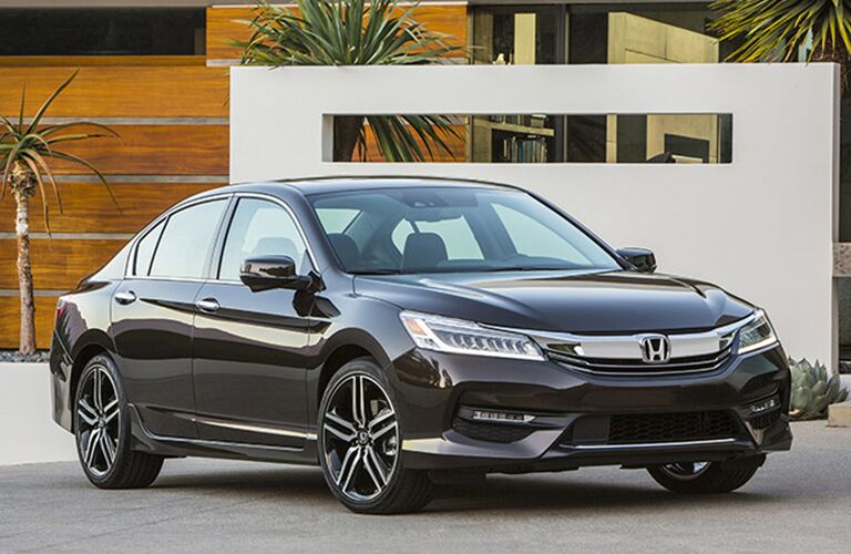 Portal Image of a black 2017 Honda Accord