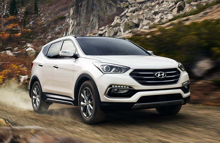 Portal Image of a white 2017 Hyundai Santa Fe Sport