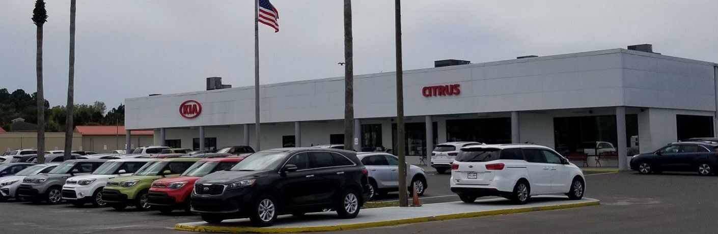 Citrus Kia front of dealership