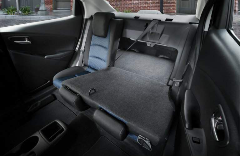 2017 Toyota Yaris iA interior features and storage capacity