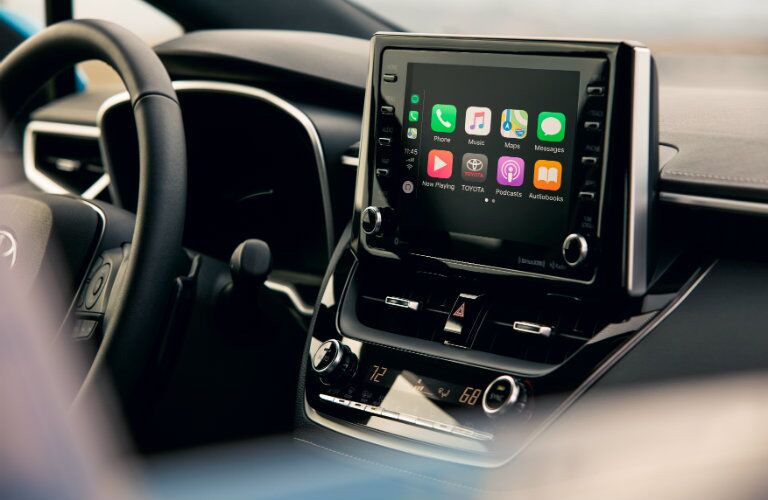Steering wheel and center touchscreen of 2019 Toyota Corolla Hatchback