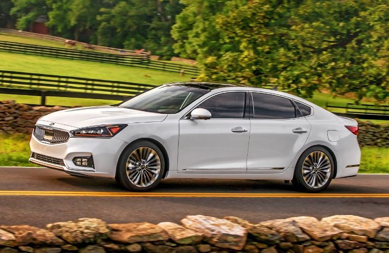 2019 Kia Cadenza on a country road