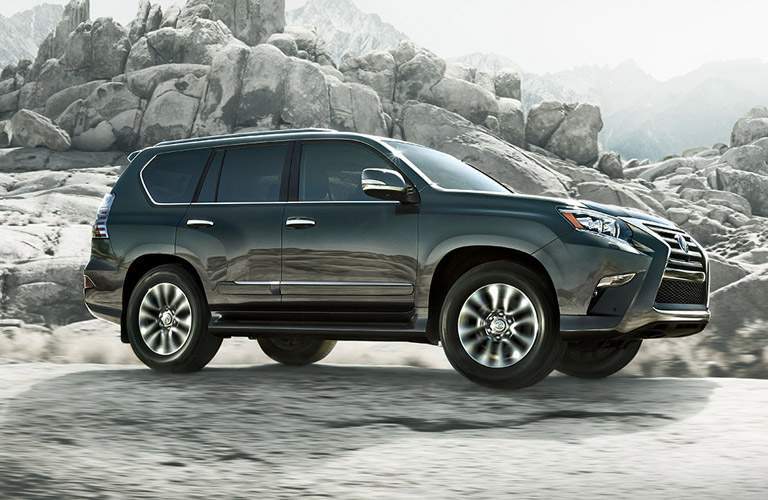2016 Lexus GX side