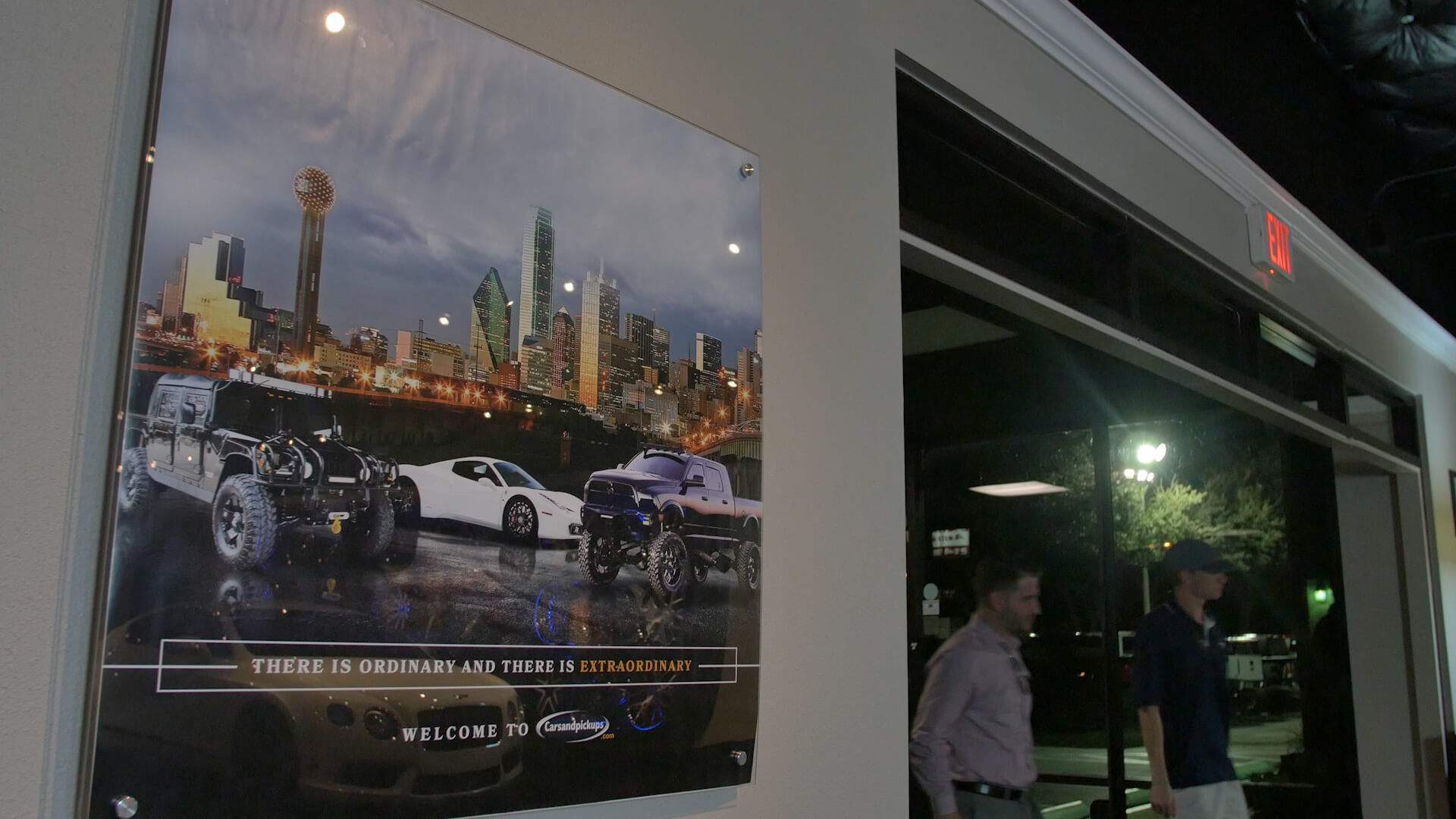 Carsandpickups Showroom at Night