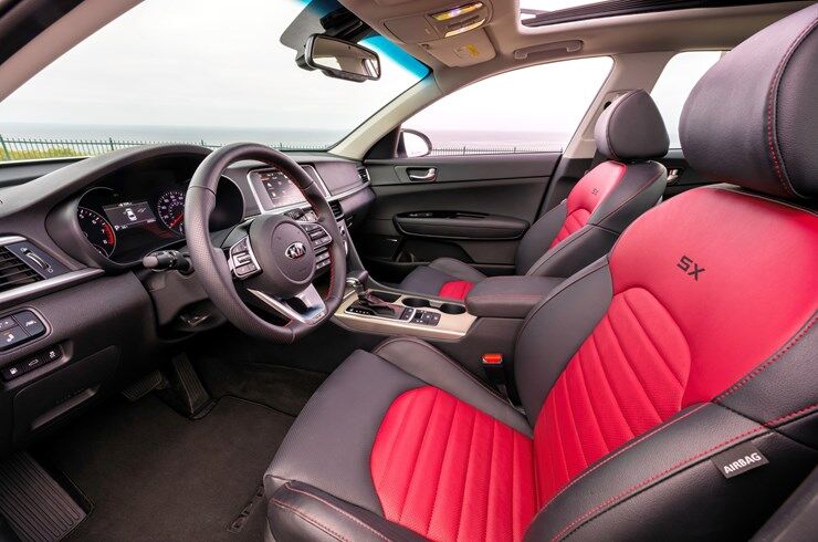 2019 Kia Optima Interior