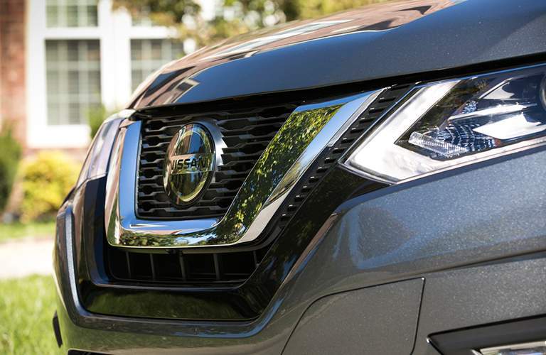 2018 Nissan Rogue front grill.