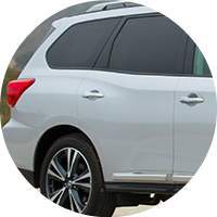2018 Nissan Pathfinder back end styling