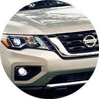 2018 Nissan Pathfinder front grille