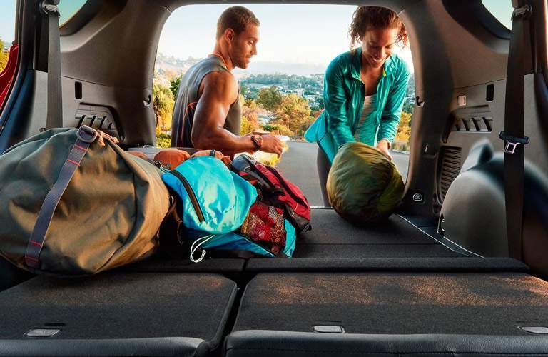 People loading the 2018 Toyota RAV4