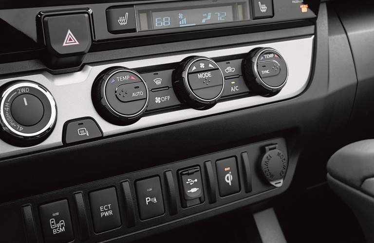 Buttons on dashboard of 2017 Toyota Tacoma