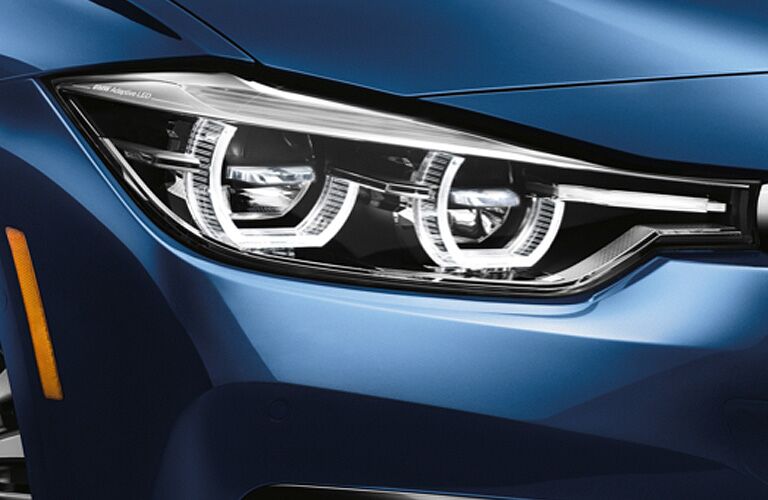 Headlight of the 2018 BMW 3-Series