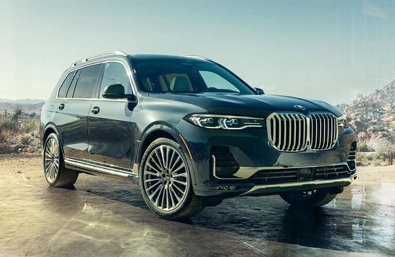 2019 BMW X7 on a sunny day