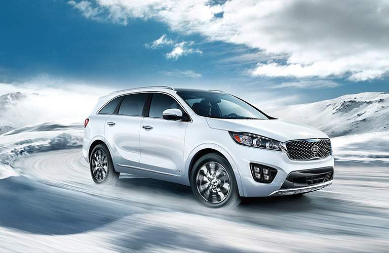 2018 Kia Sorento driving in the snow