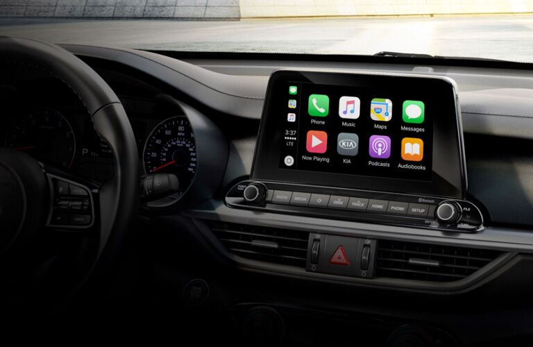 2020 Kia Forte dash and wheel