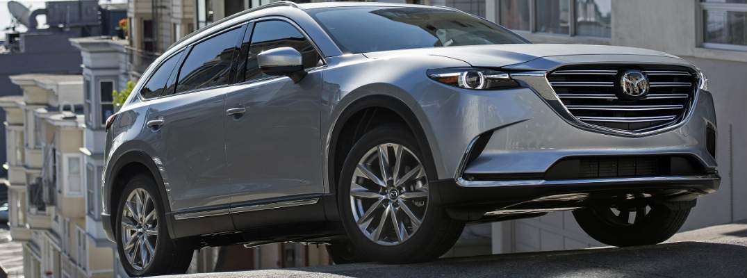 2018 silver mazda cx-9 scaling steep road in san francisco