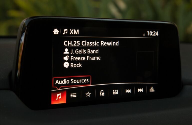 2019 Mazda CX-5 infotainment system