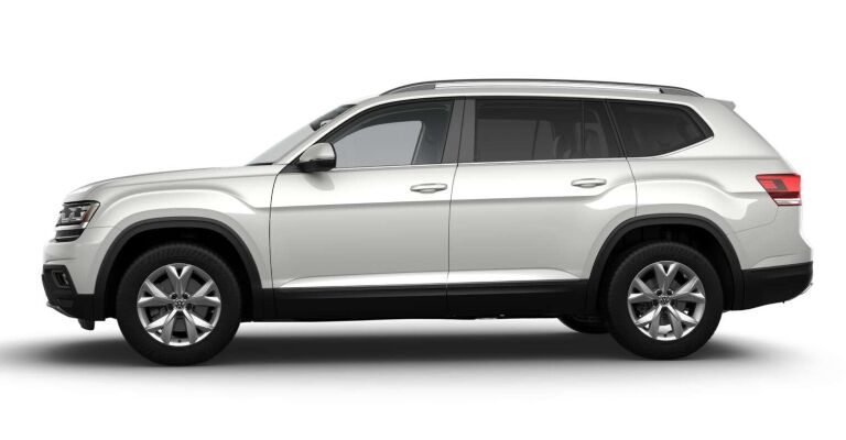 2019 Volkswagen Atlas SE Tech white side view