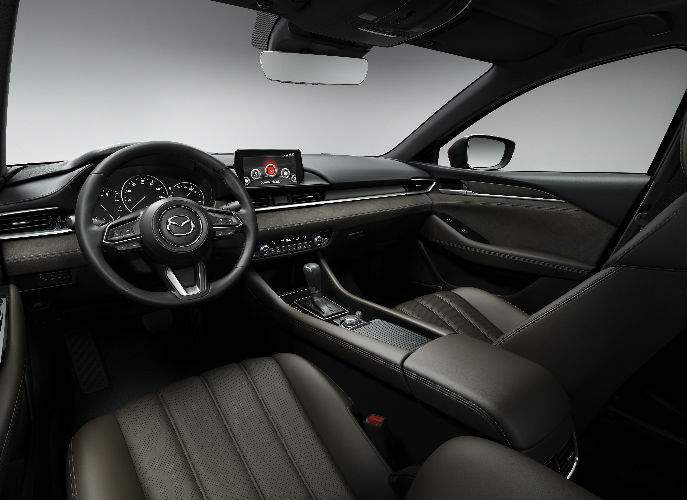 Interior View of the Front Seating and Dashboard in the 2018 Mazda6