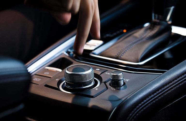 Closeup of Command knob in 2019 Mazda CX-5