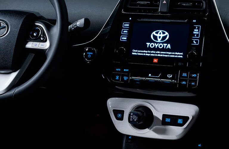 2016 Toyota Prius infotainment system