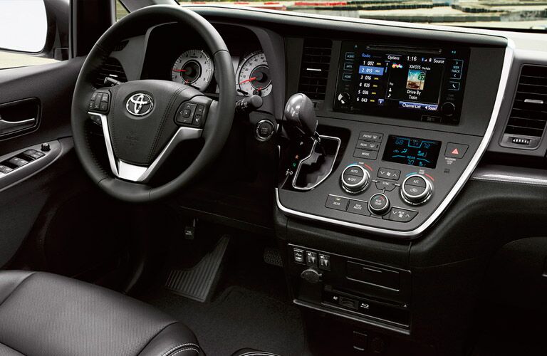 2016 Sienna bluetooth capability